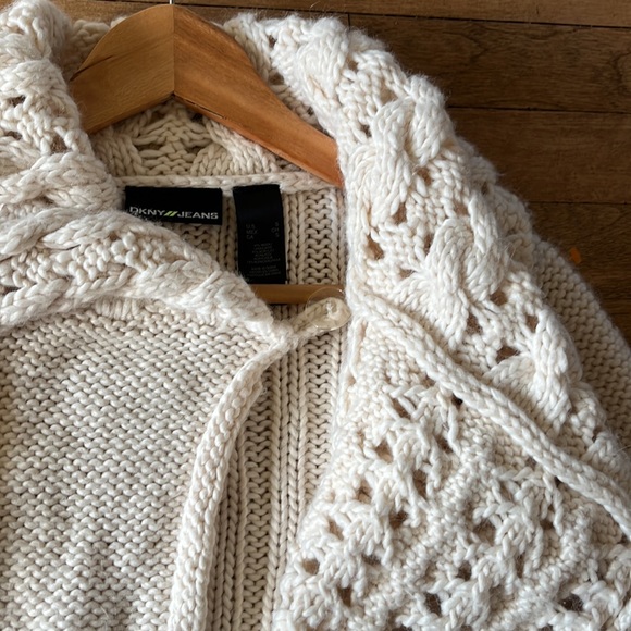 DKNY Crop Sweater, S - Picture 6 of 7